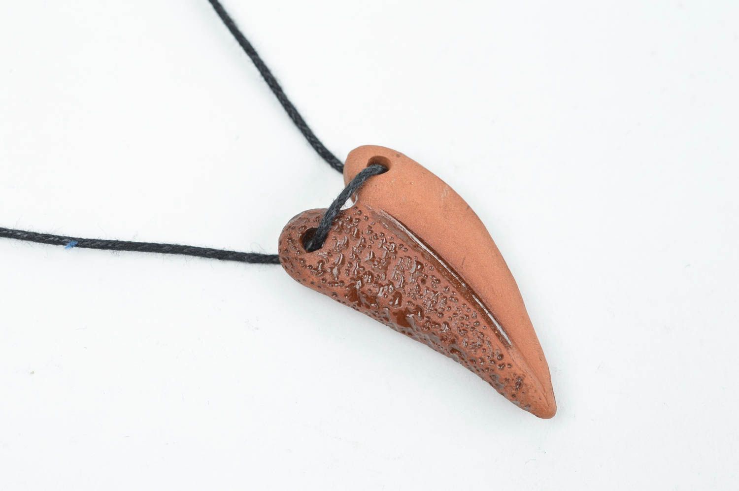 Beautiful pendant for essential oils necklace in shape of leave cute accessory photo 3
