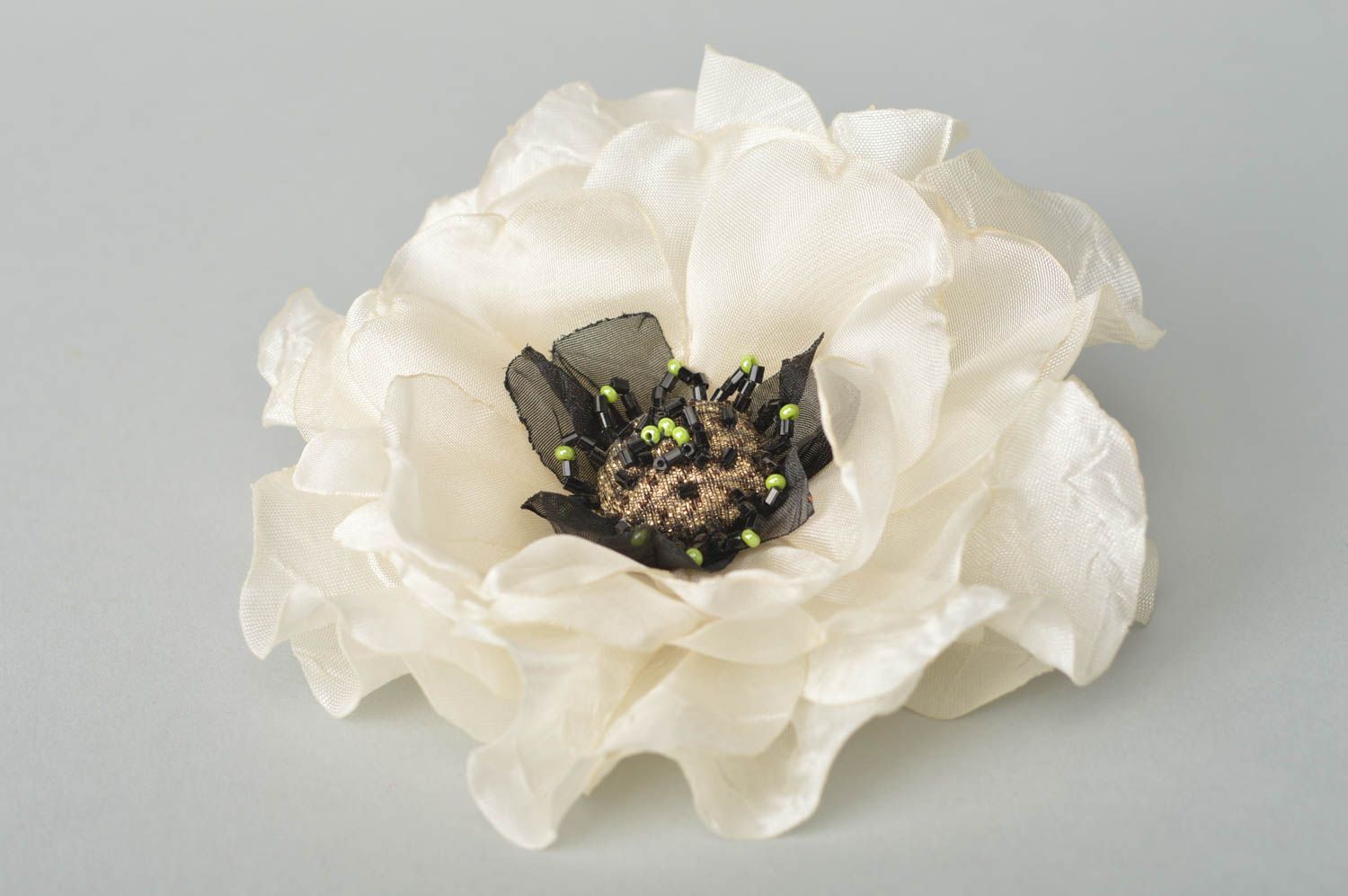 Broche barrette fleur faite main grande en soie Cadeau pour femme Pavot blanc photo 2