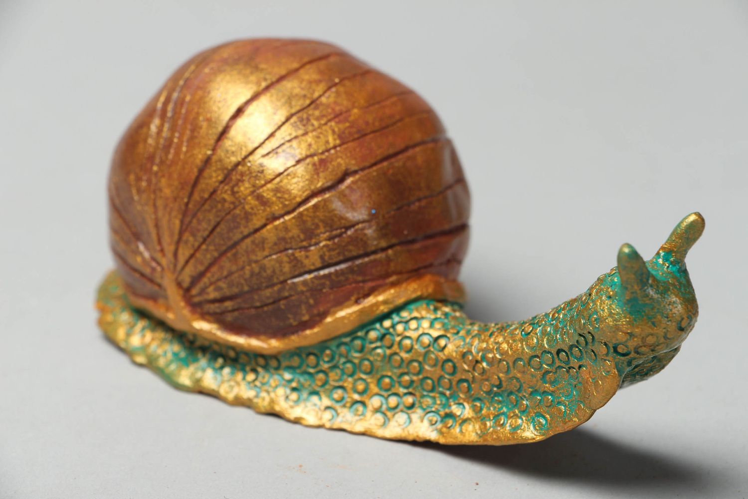 Decorative ceramic figurine Snails photo 1