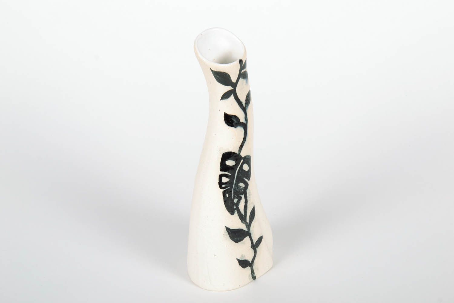Handmade ceramic white 8 inches vase for décor 0,67 lb photo 5