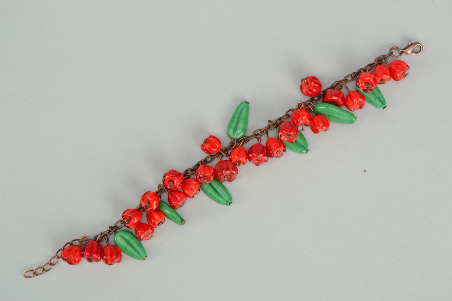 Handmade bright bracelet with red lampwork glass beads photo 6