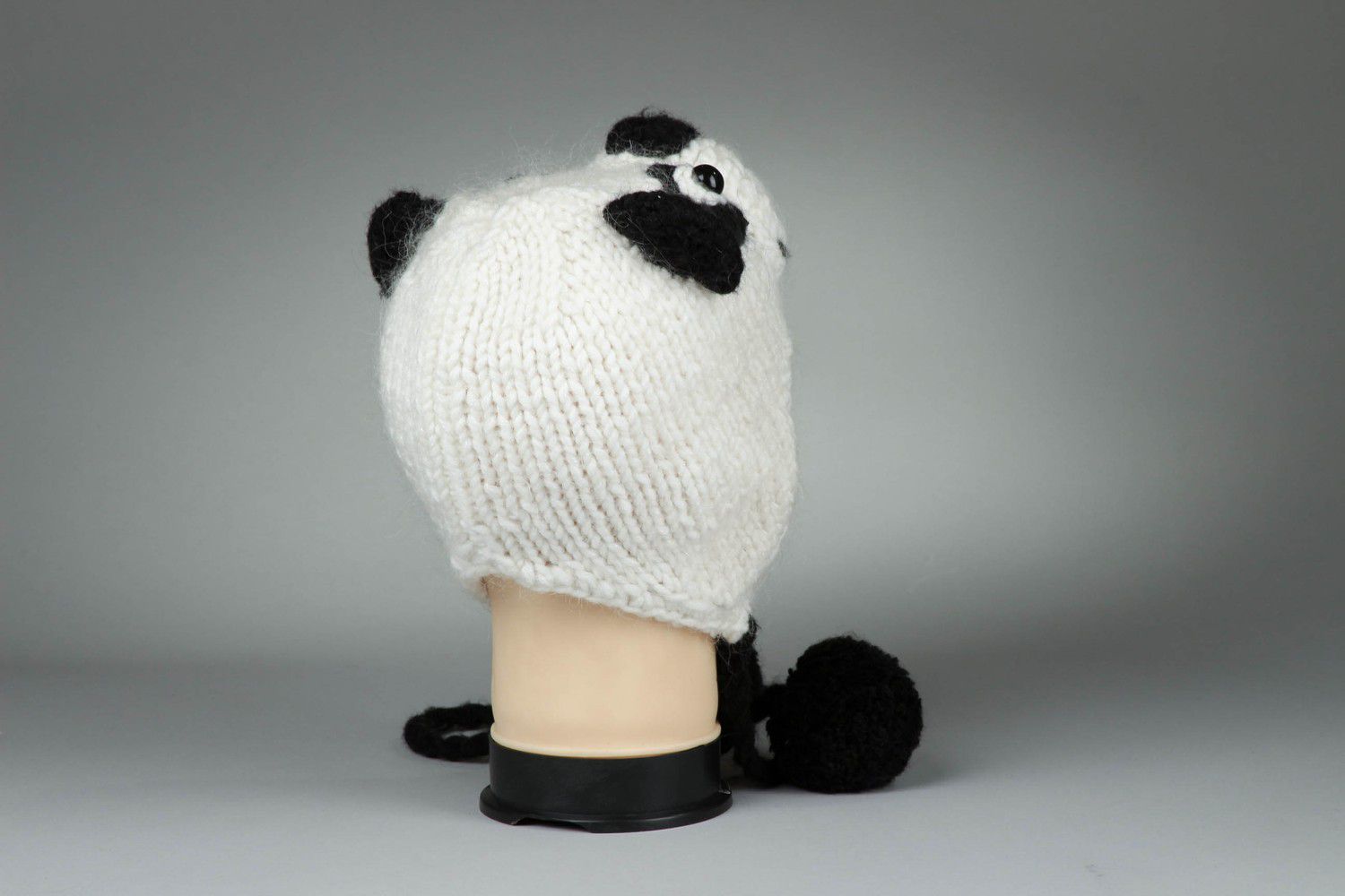 Вязанная шапка Панда фото 3