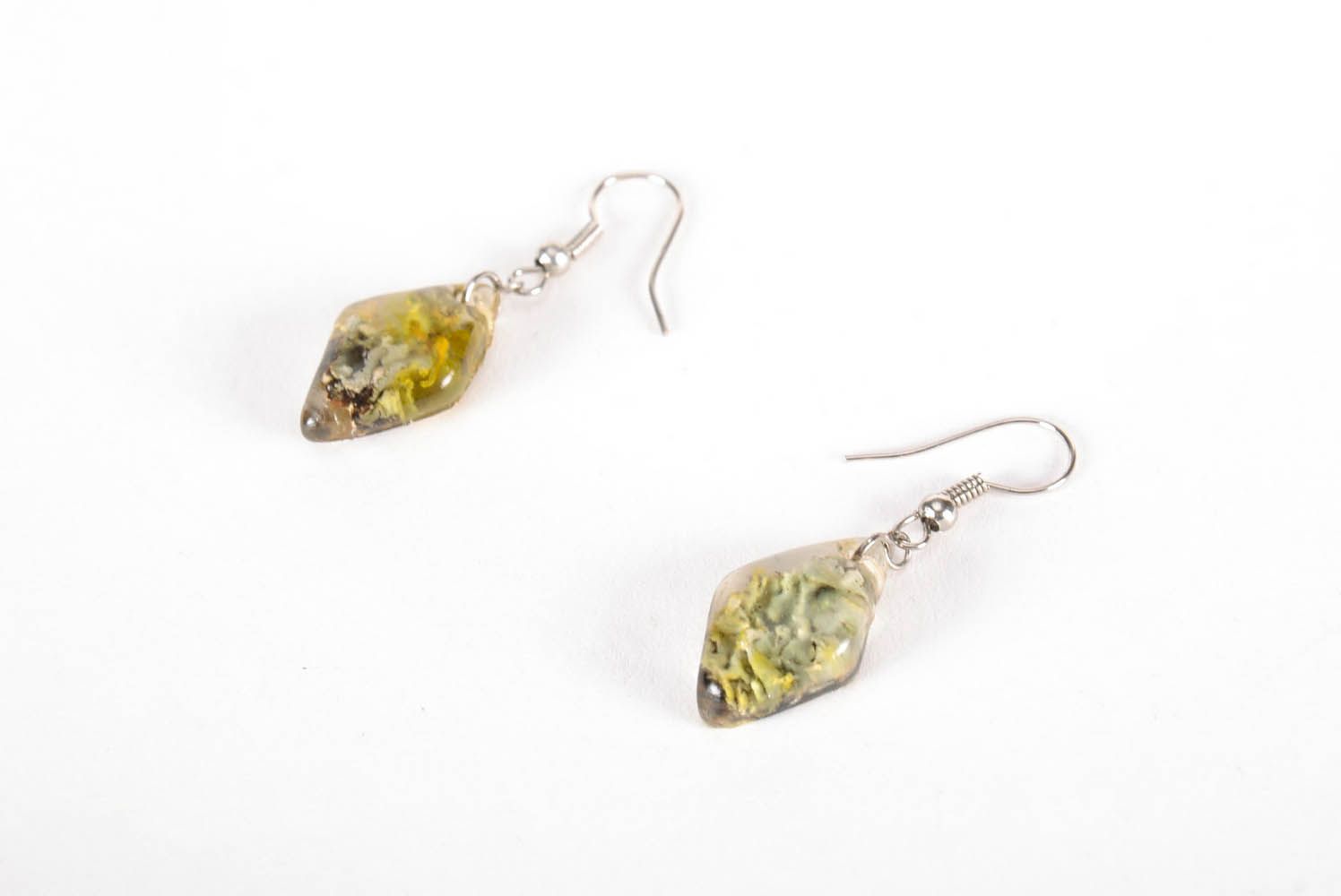 Earrings with natural plants photo 2