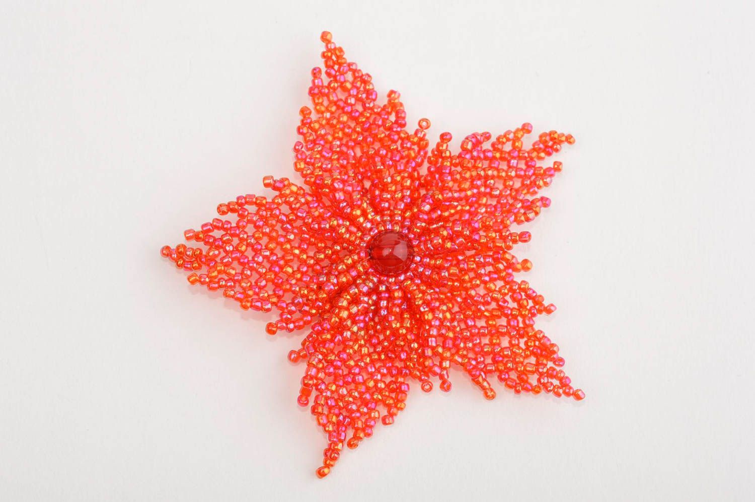 Красная брошь ручной работы брошь из бисера женская брошь в виде цветка фото 2