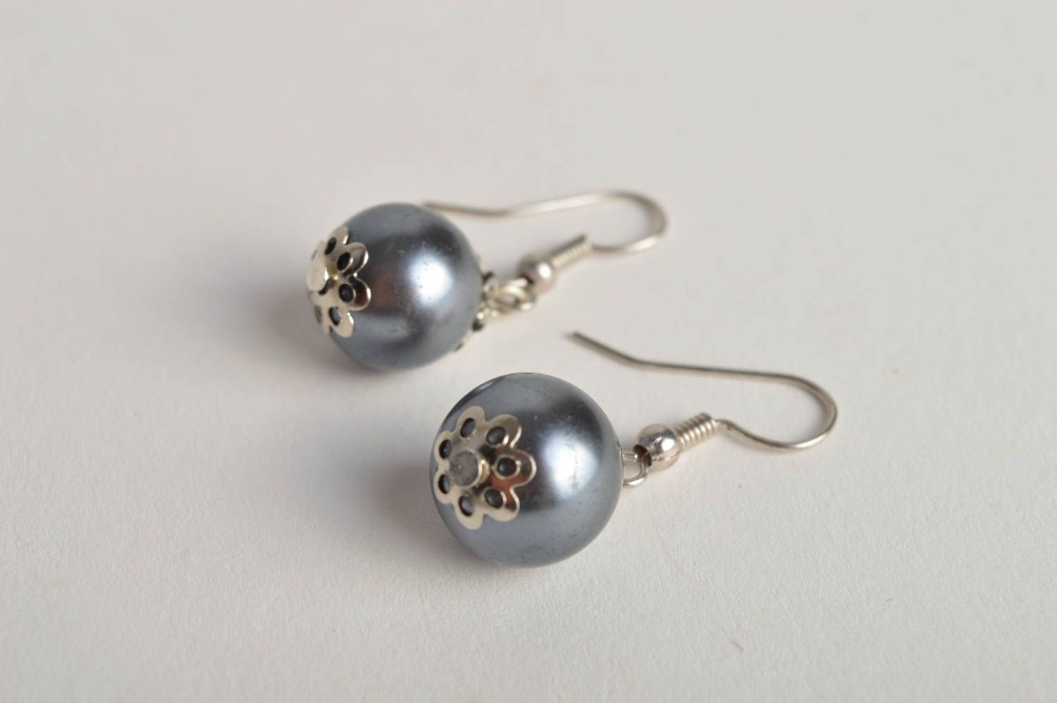 Handmade grey laconic earrings unusual beaded earrings elegant accessory photo 2