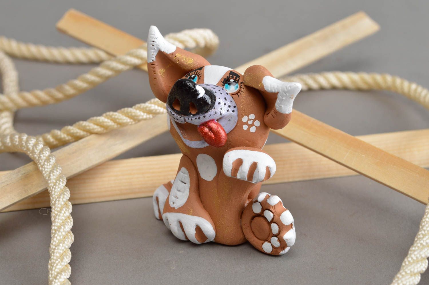 Детская керамический сувенир ручной работы собака лучший друг коричневая фото 1