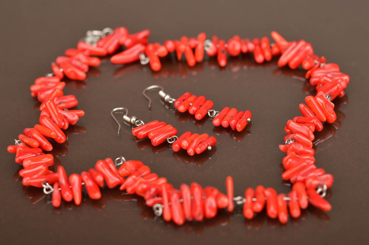 Set of handmade designer jewelry with red coral 2 items necklace and earrings photo 2