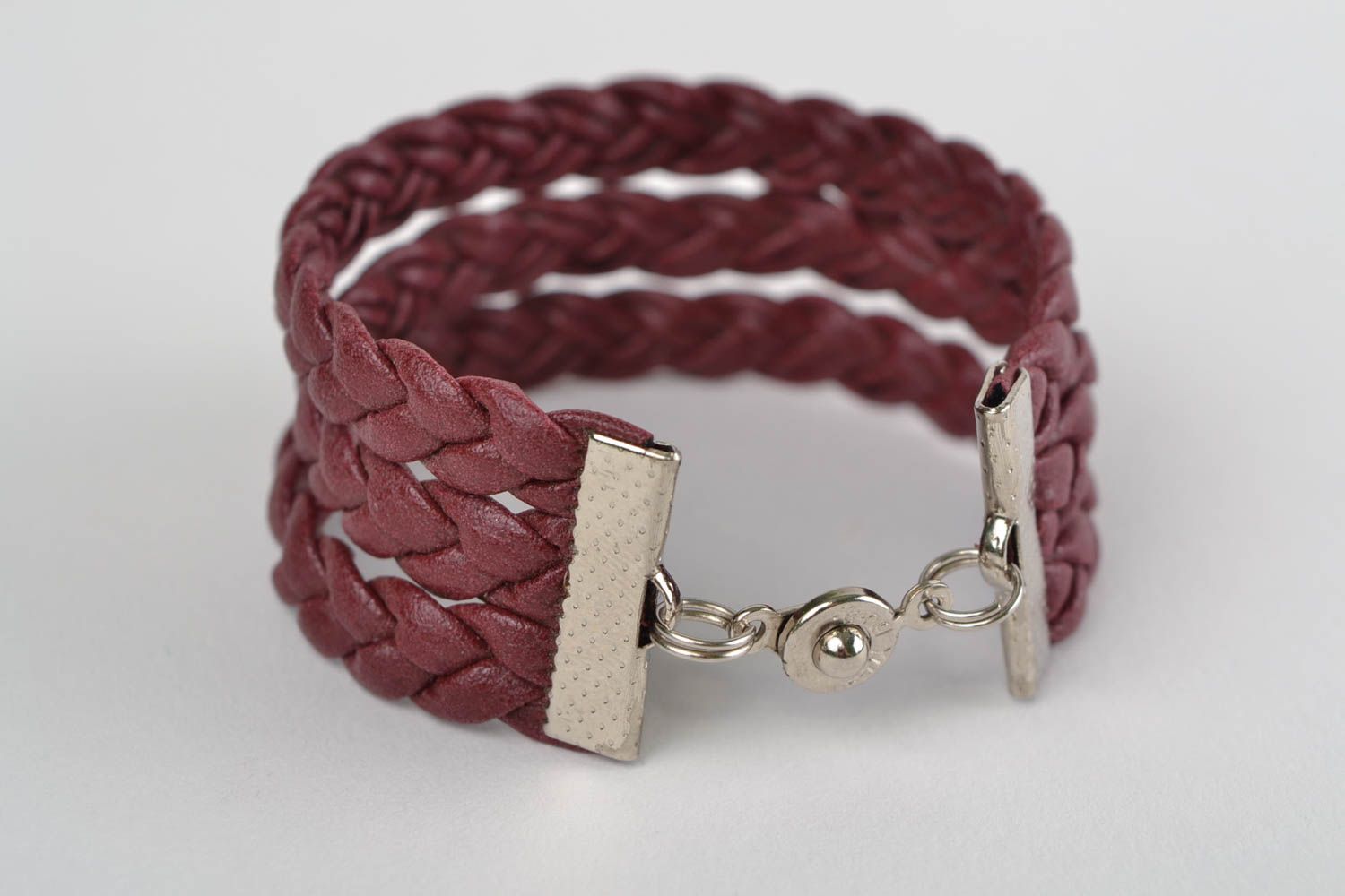 Beautiful handmade dark red woven faux leather bracelet with metal clasp photo 4