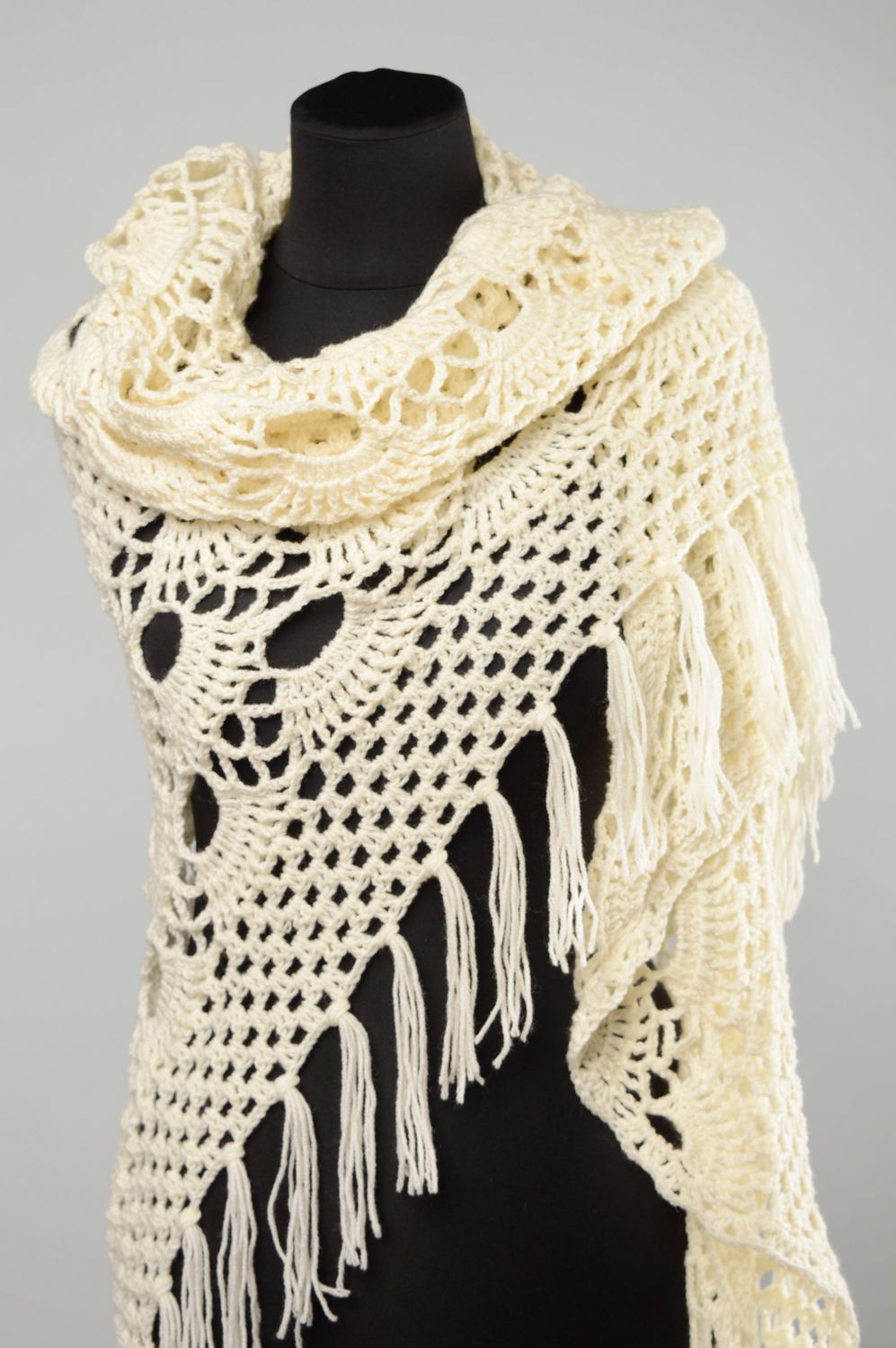 Beautiful large lacy crochet shawl photo 1