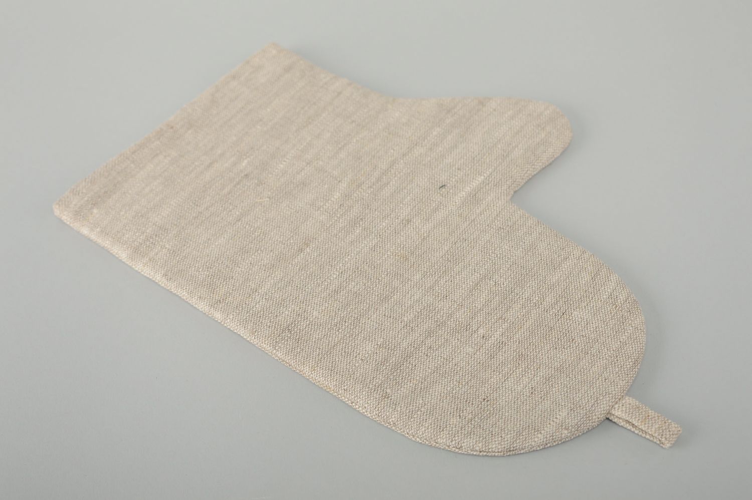 Прихватка-варежка для горячего льняная с вышивкой фото 2
