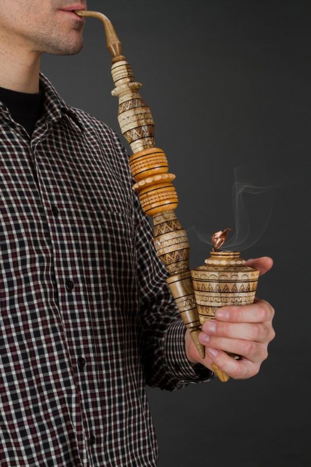 Decorative smoking pipe made of wood photo 2
