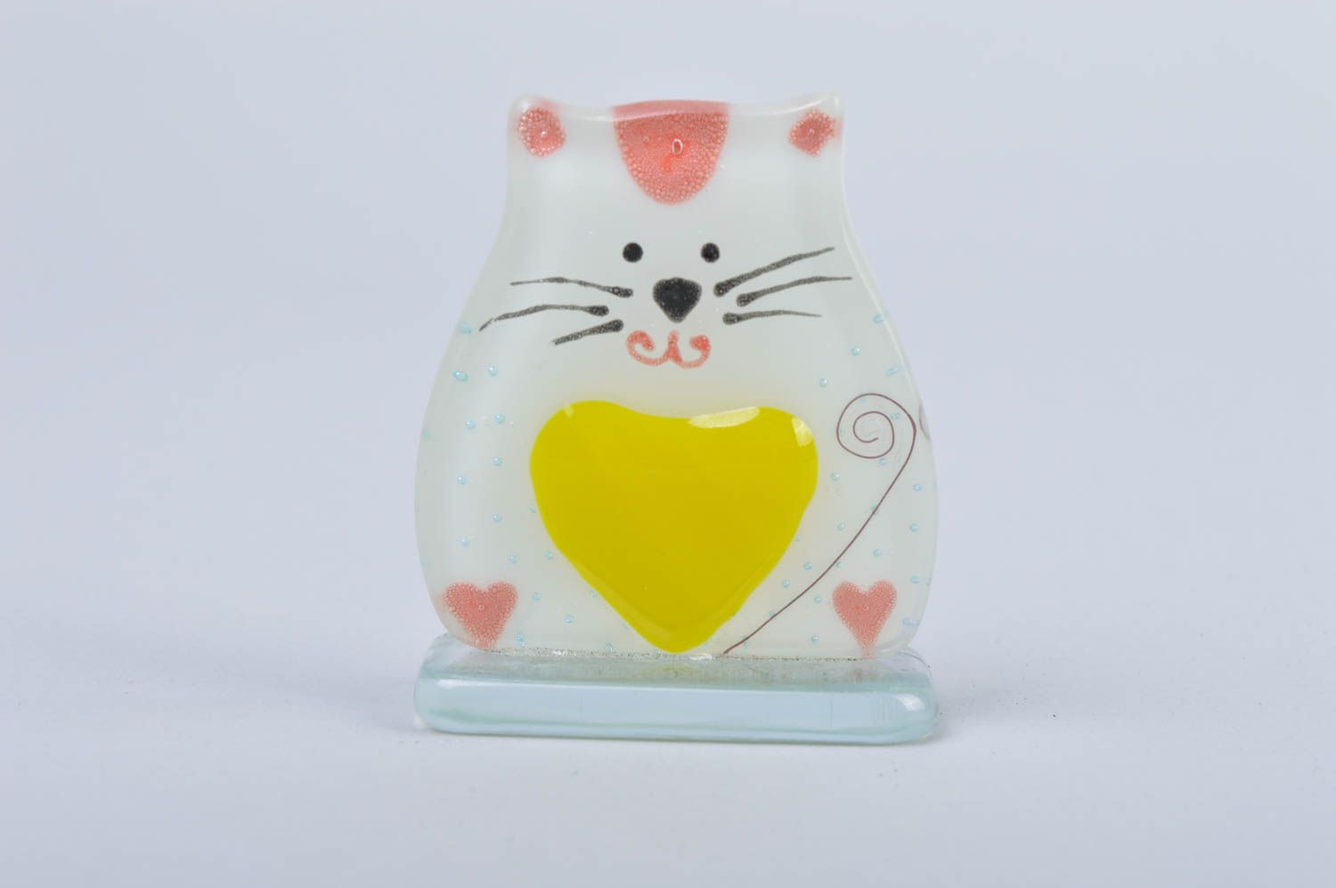 Handmade decorative fused glass figurine of small cat with yellow heart photo 2