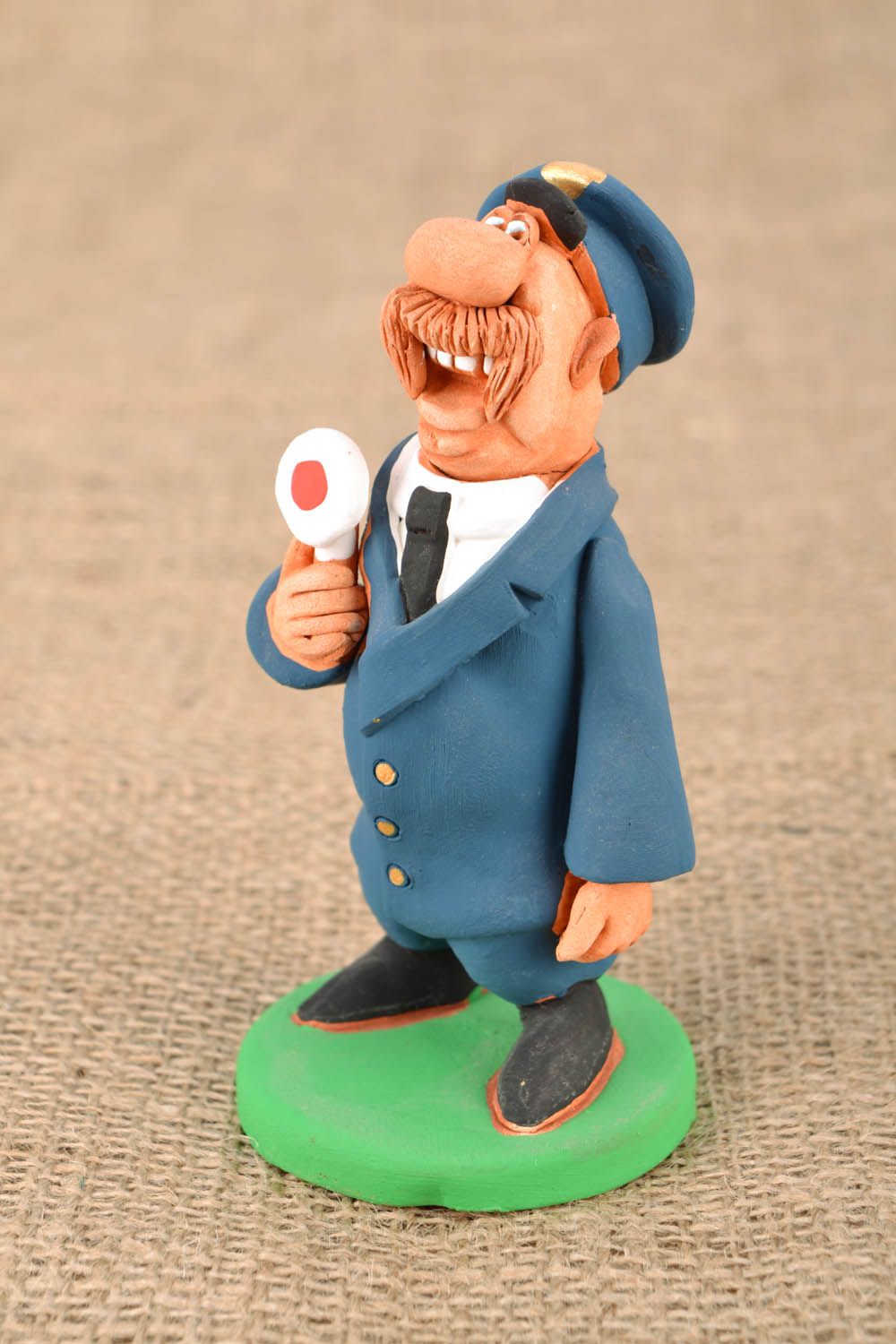 Clay statuette Railroad Policeman photo 1