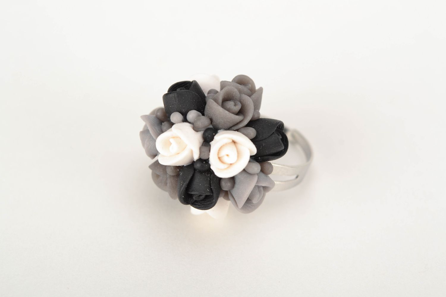 Polymer clay ring with flower bouquet photo 3
