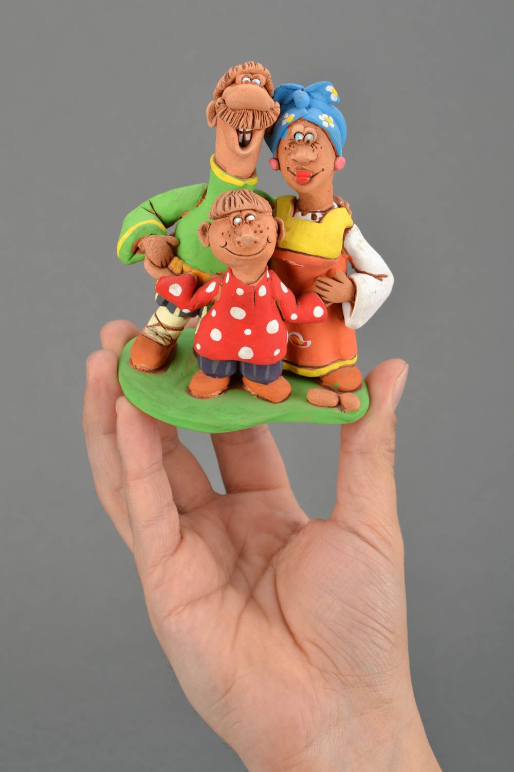 Ceramic figurine Family photo 2