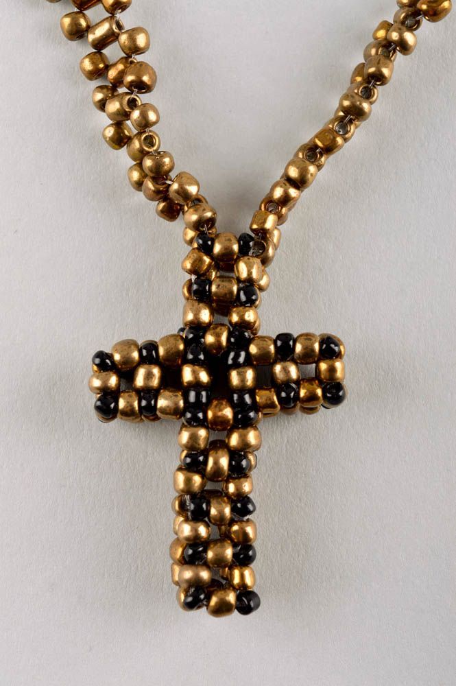 Колье из бисера украшение ручной работы ожерелье из бисера с большим крестом фото 3