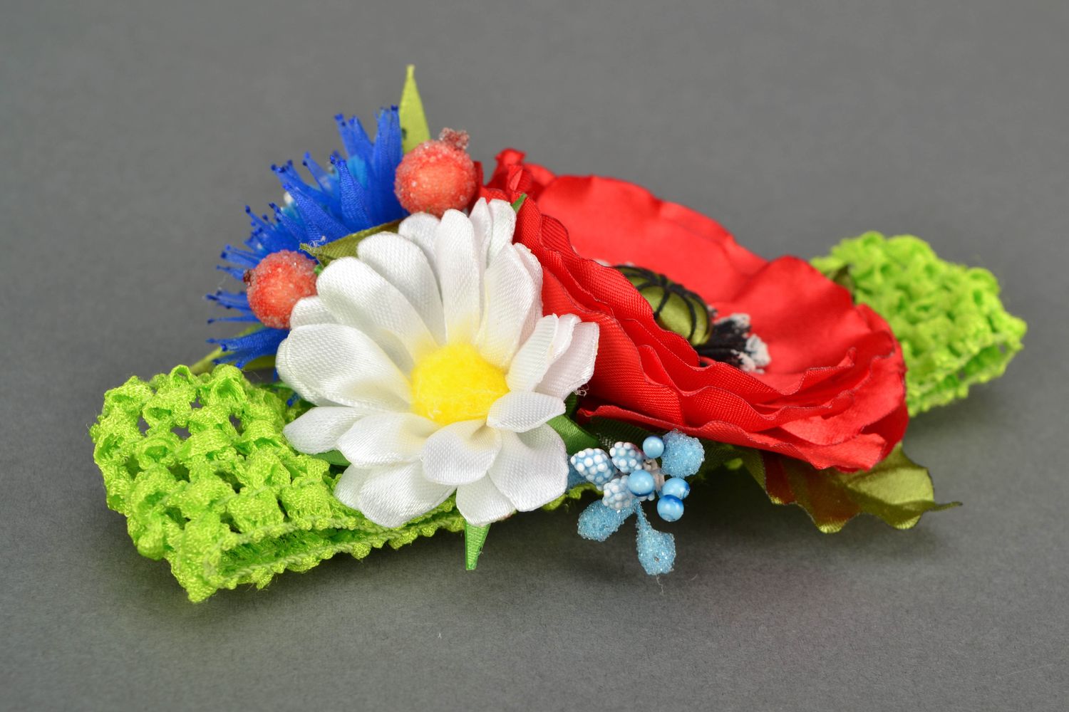 Handgemachtes Haarband mit Blumen foto 3