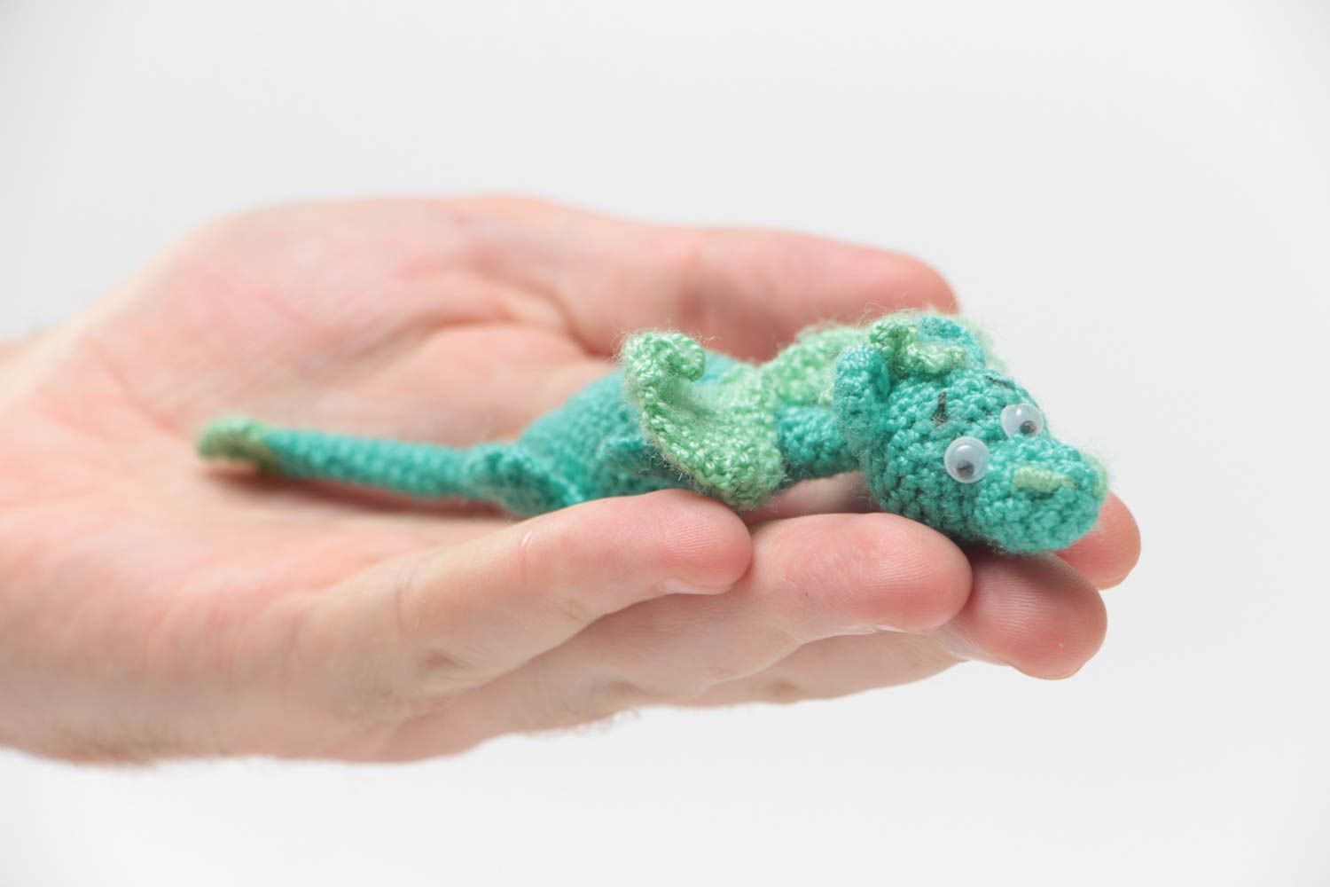 Jouet mou dragon tricoté au crochet en fils acryliques fait main turquoise photo 5