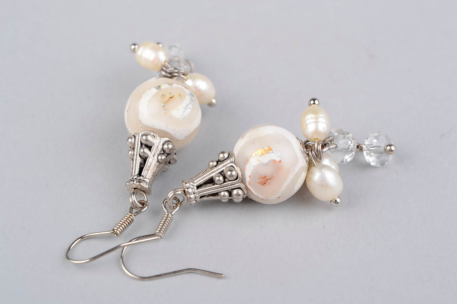 Pendant earrings with pearls photo 4