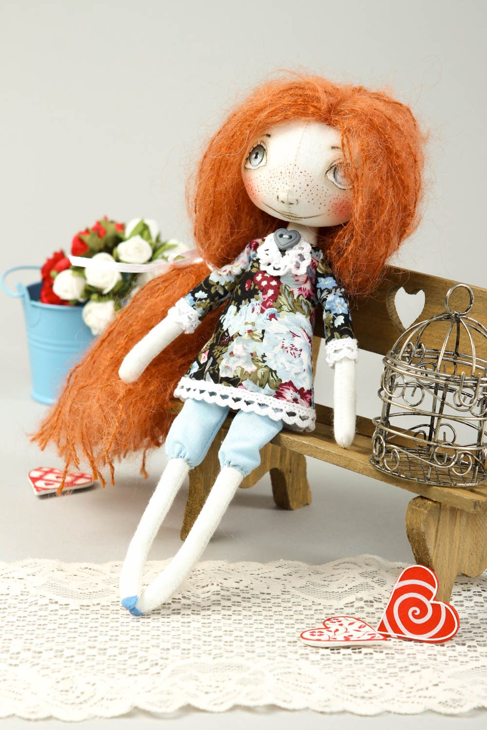 Bambola bella in cotone fatta a mano pupazzo tessile originale decoro casa foto 1