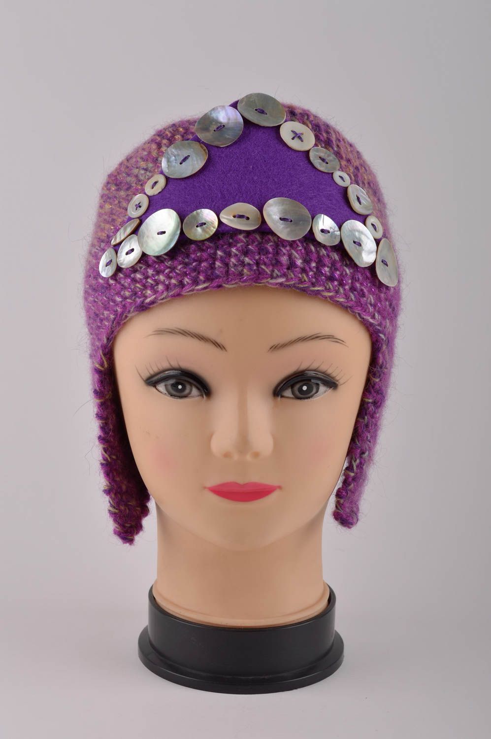 Bonnet fait main Chapeau en laine de lilas Vêtement pour femme original photo 2