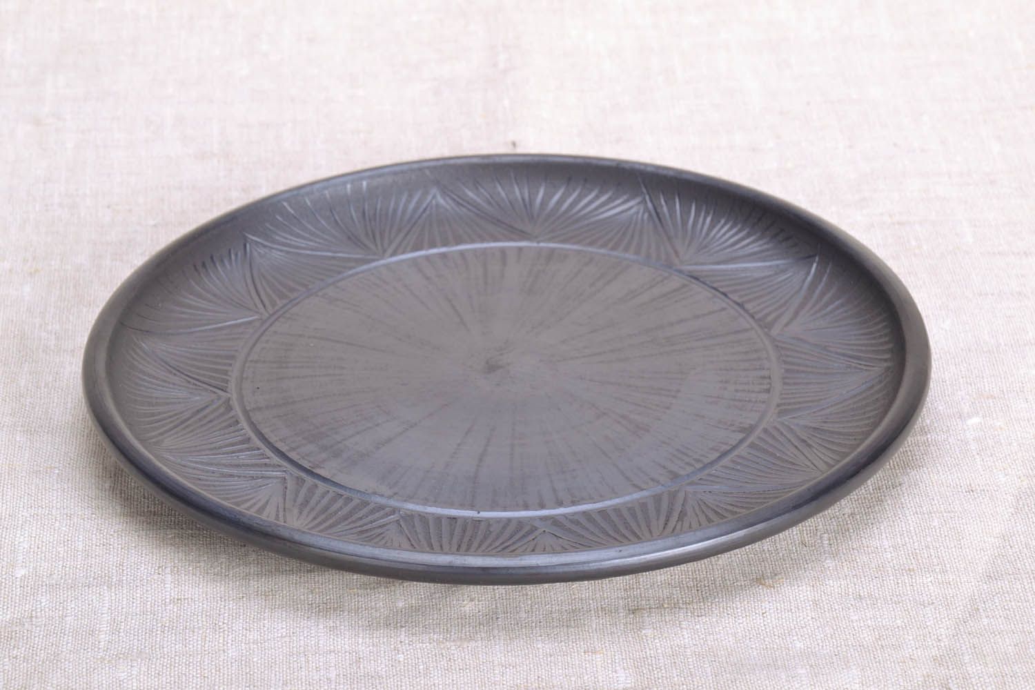 Ceramic handmade plate photo 1