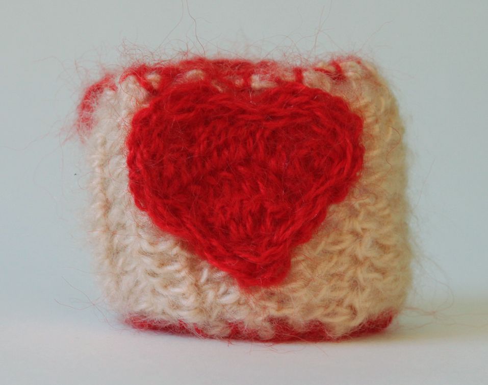 Cup sweater Heart photo 1