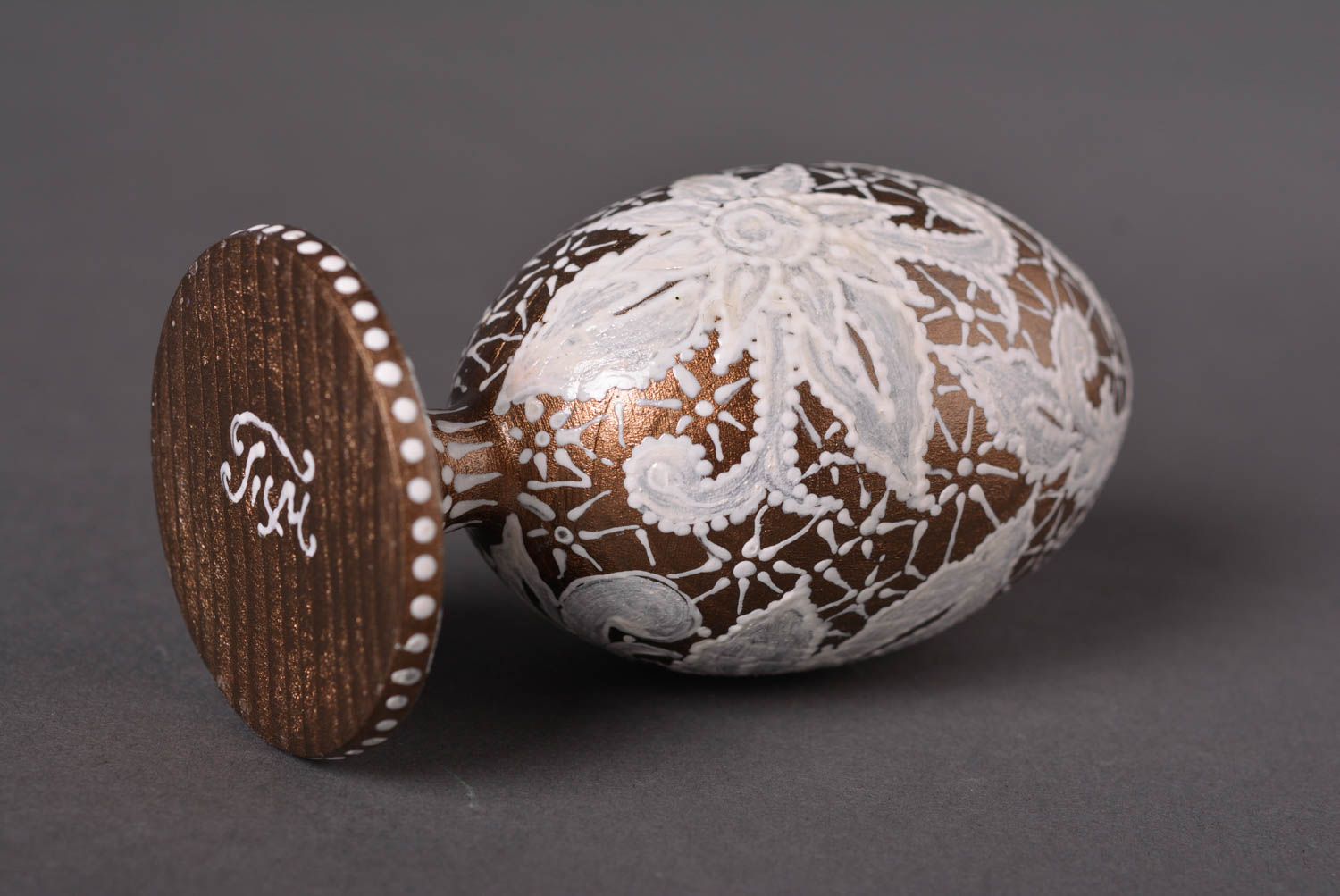 Пасхальное яйцо ручной работы пасхальный декор деревянное яйцо с цветами фото 2
