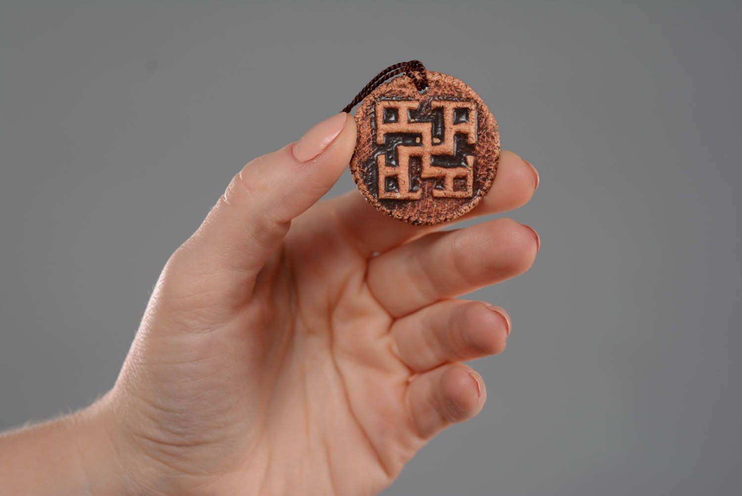 Talismã eslavo de pescoço amuleto de cerâmica acessórios de mulher artesanais  Força espiritual foto 2