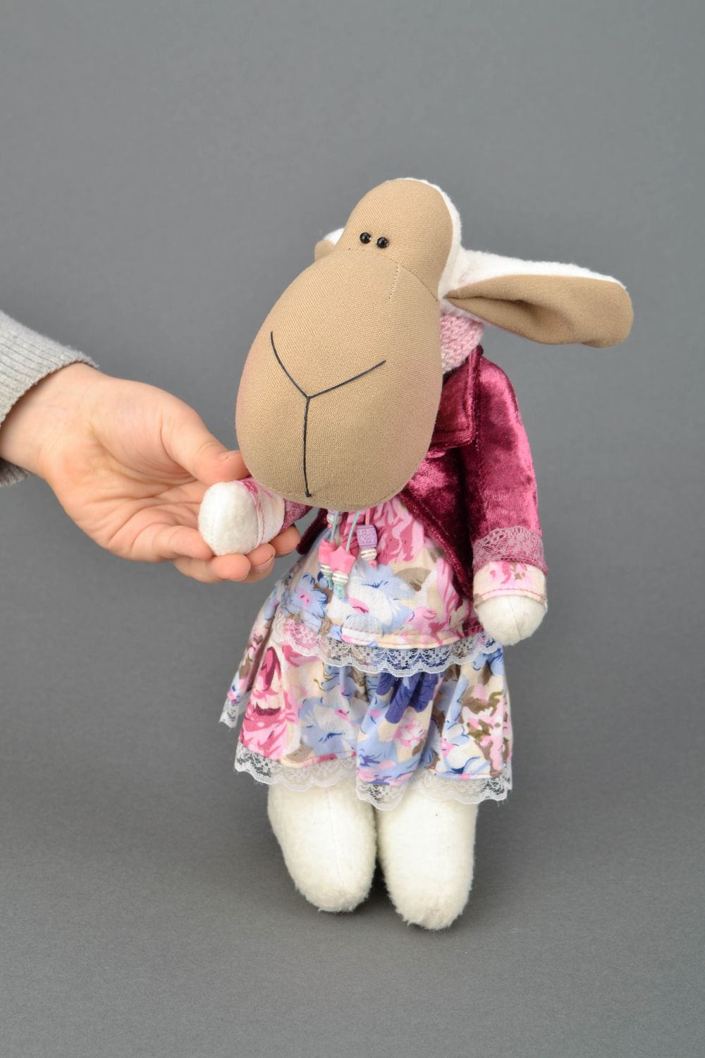 Кукла ручной работы овечка мягкая фото 2
