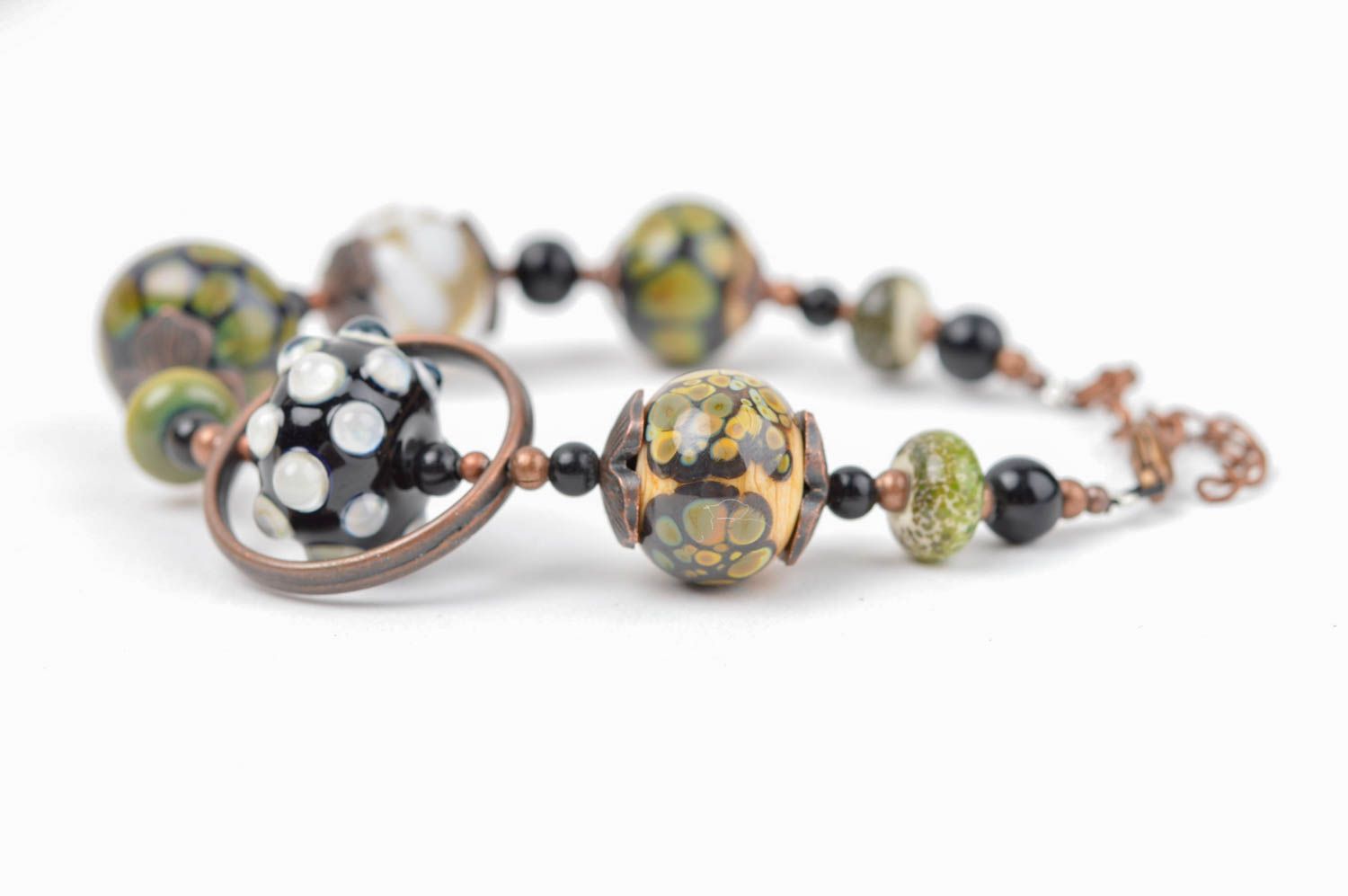 Art handmade glass green beads bracelet on the metal chain for women photo 2