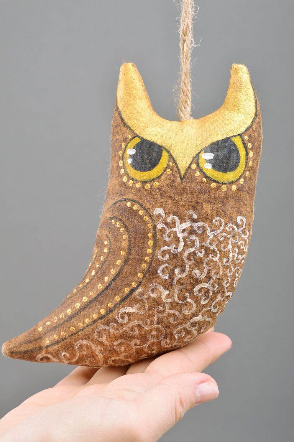 Игрушка из ткани ароматизированная в виде совы с петелькой ручной работы фото 3