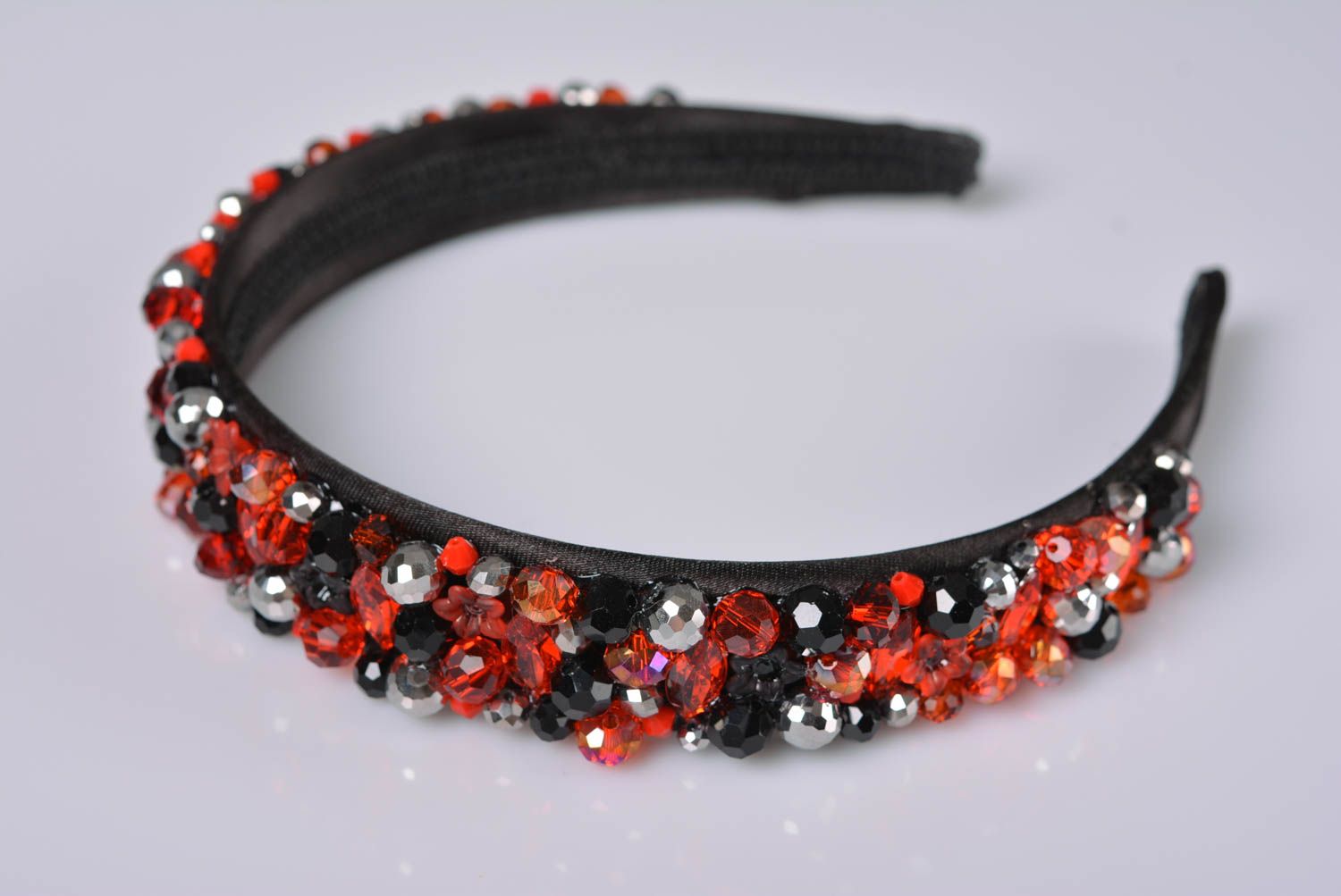 Beautiful handmade red and black wide beaded headband on plastic basis photo 1