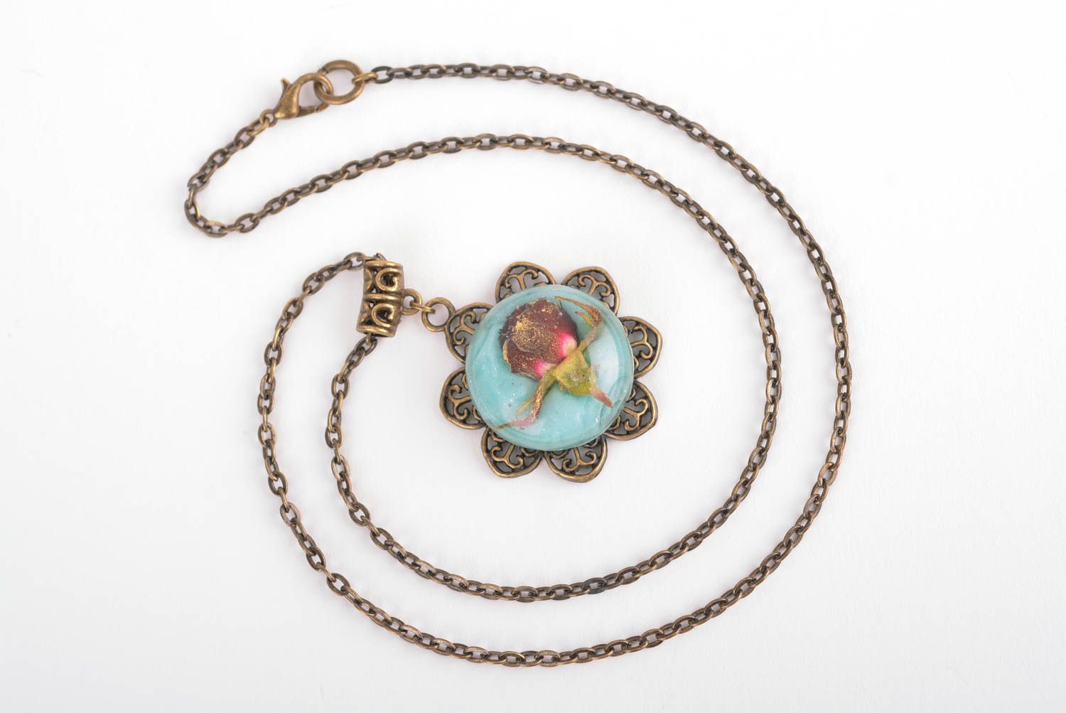 Beautiful handmade epoxy pendant stylish flower pendant artisan jewelry photo 3