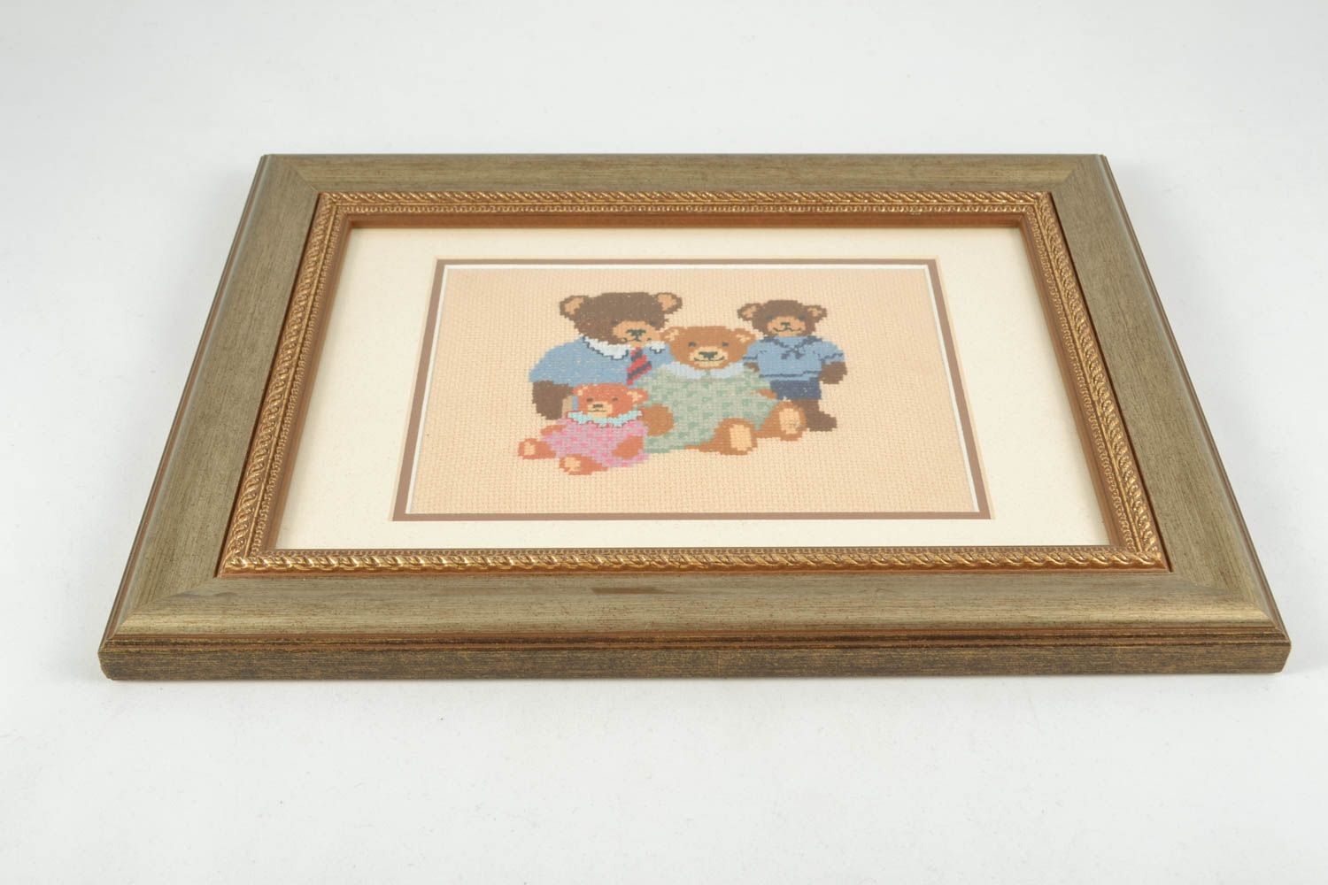 Cross stitched picture Bear Family photo 2