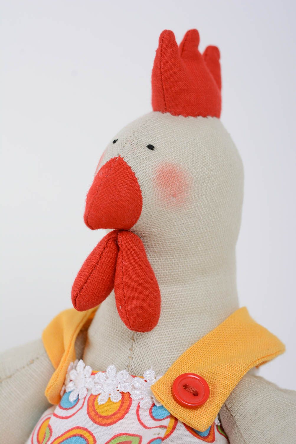 Buntes künstlerisches handmade Stofftier Huhn aus Baumwolle und Leinen foto 2