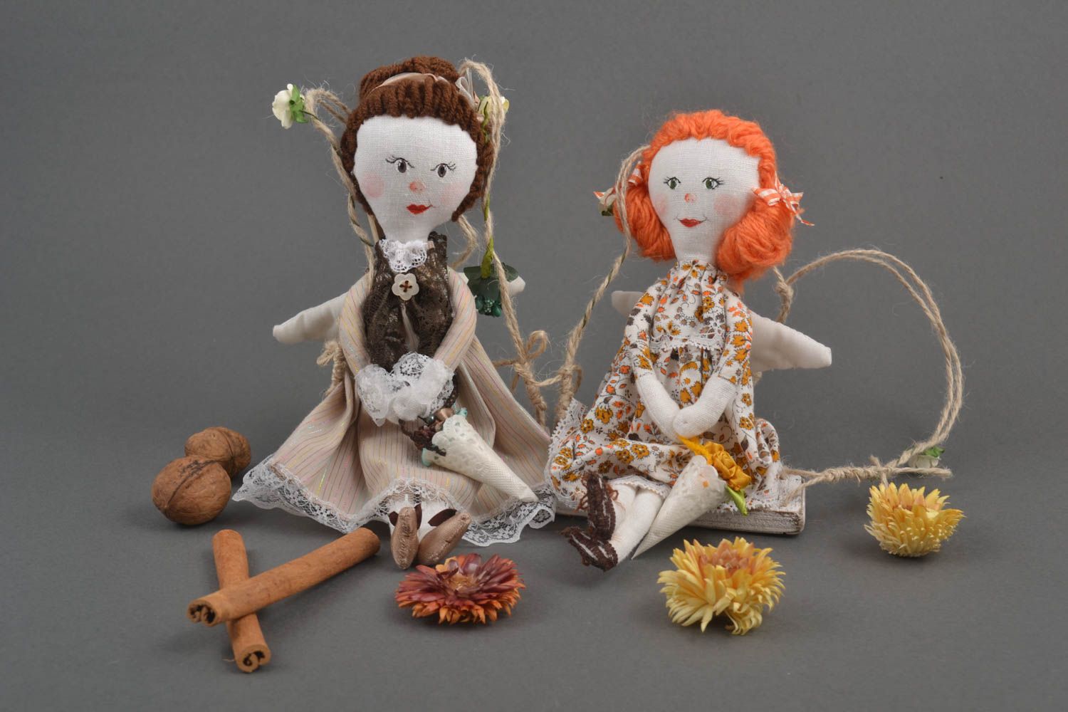 Куклы ручной работы декор для дома тряпичные куклы с петельками 2 шт Ангелы фото 1
