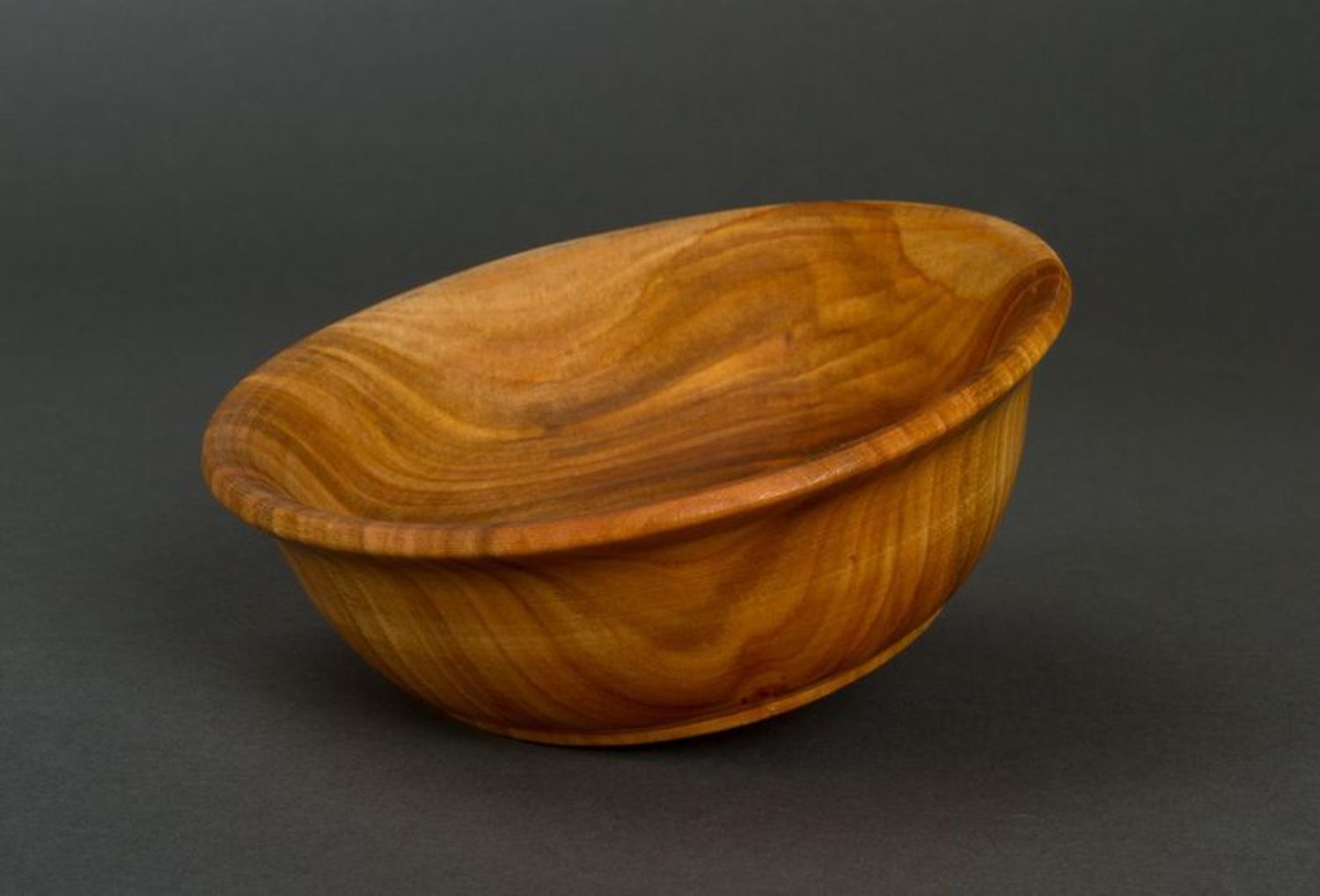 Wooden bowl for food photo 4