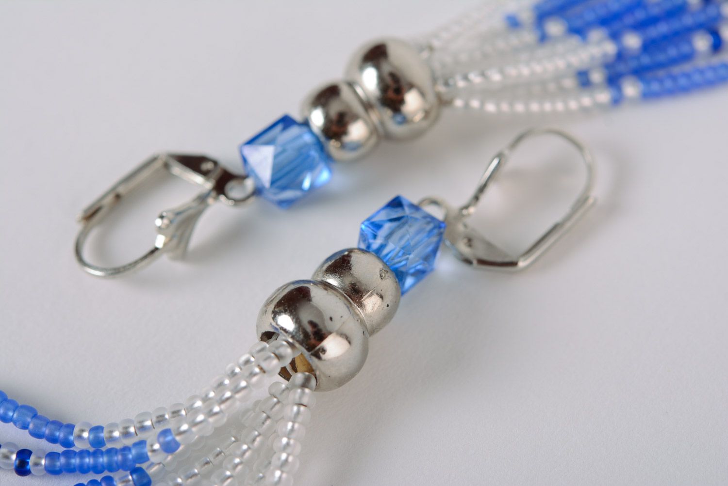 Handgemachte blaue Ohrringe aus Glasperlen mit Anhängern Designer Frauen Schmuck  foto 4