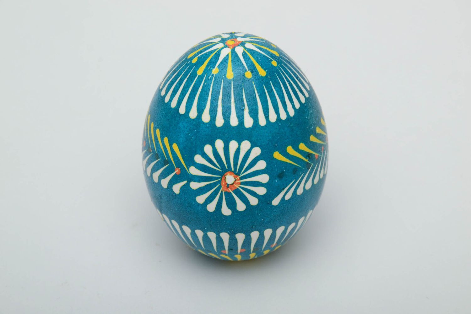 Painted egg in Lemkiv style of blue color photo 2