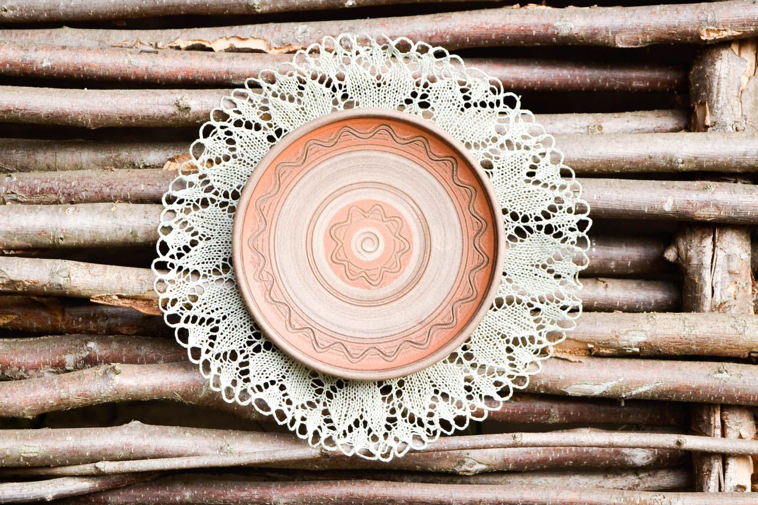 Keramik Teller originell handbemalte Keramik interessant Design Teller schön foto 1