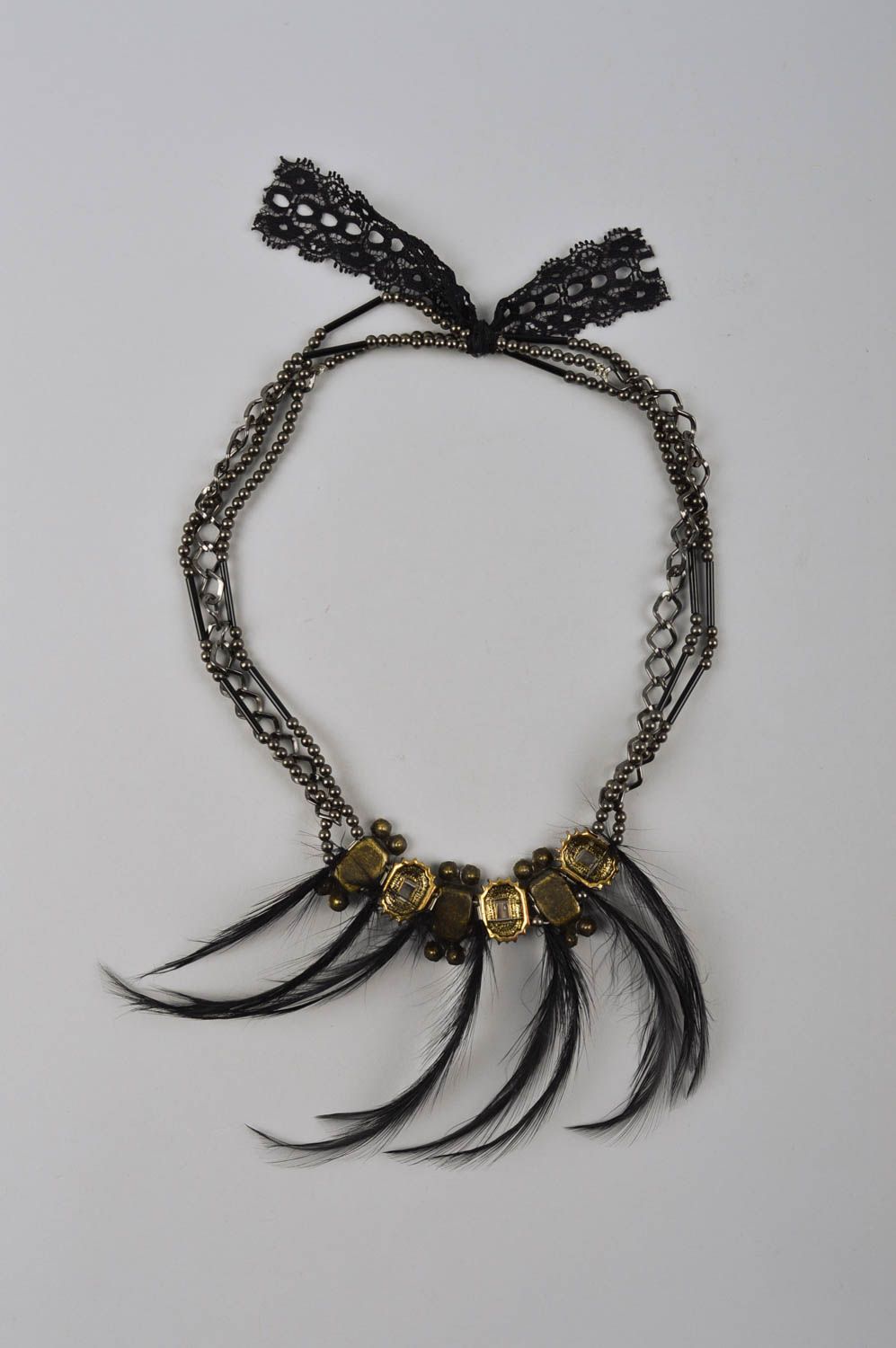 Handmade Schmuck Halskette Collier schwarz Kette mit Federn Strassen und Perlen foto 5