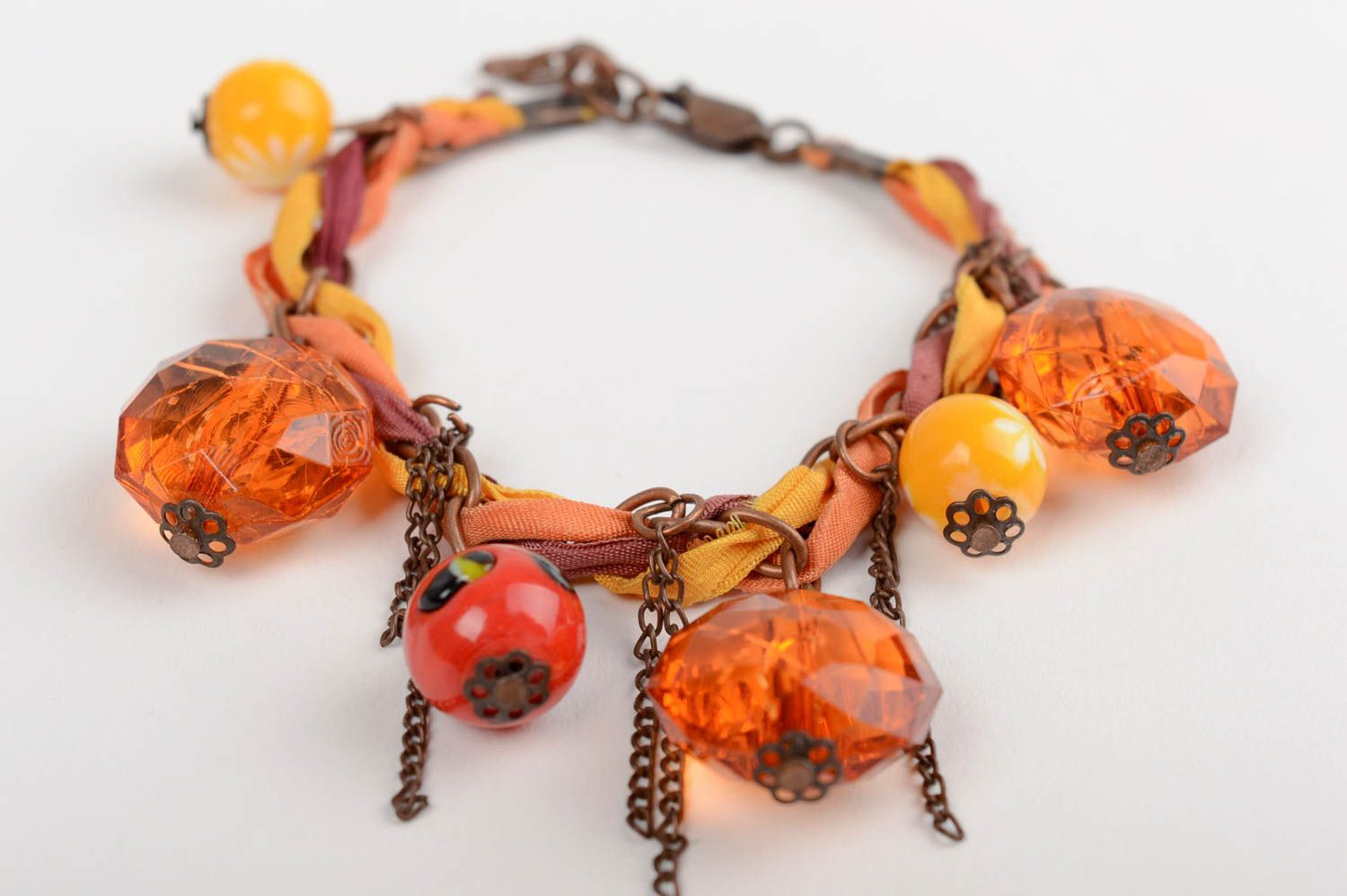 Bracelet fait main avec perles en plastique chaînes rubans de satin accessoire photo 2