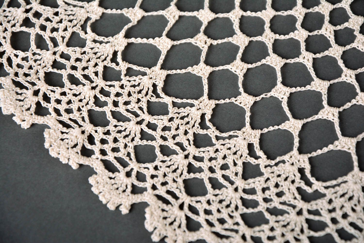 Handmade crocheted collar unusual white accessory stylish openwork collar photo 3