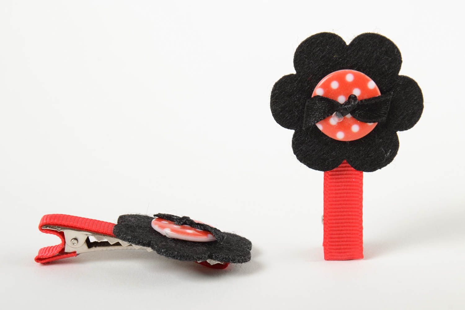 Hairpins made of rep ribbons and black fleece with flowers 2 pieces baby jewelry photo 2