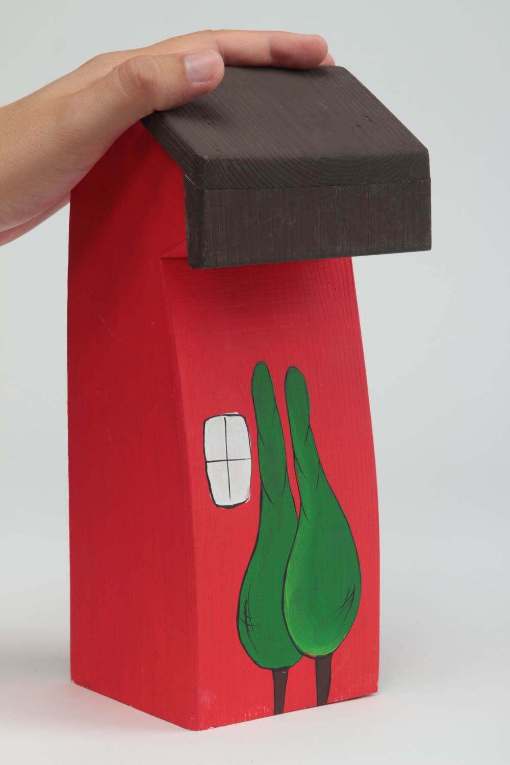 Maisonnette en bois Petite statuette fait main rouge peinte Déco intérieur photo 5