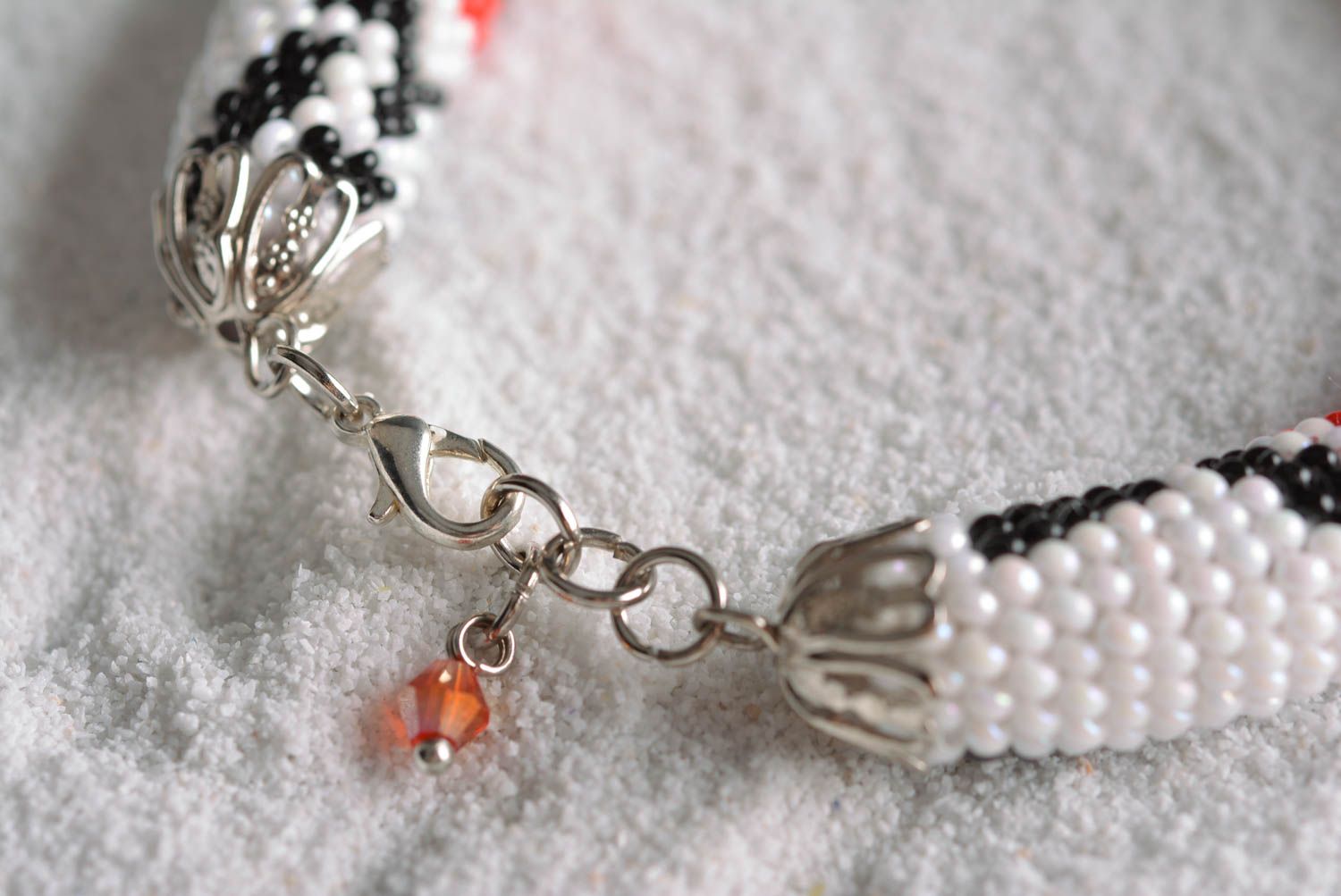 Handmade white designer bracelet jewelry in ethnic style beaded bracelet photo 4