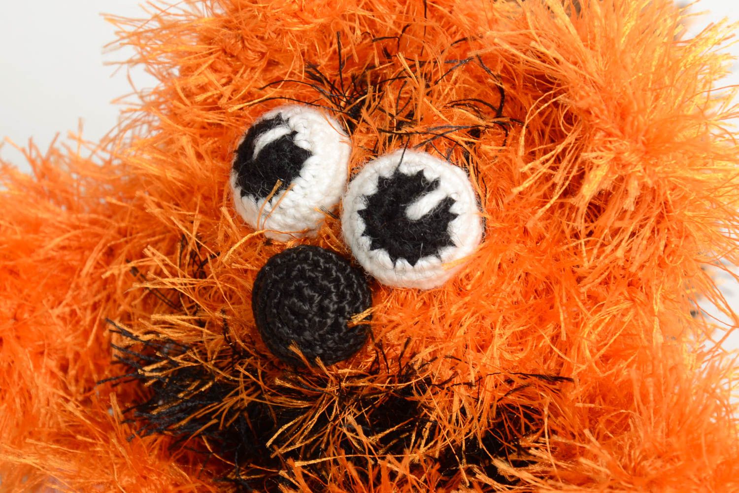 Jouet tricoté au crochet Peluche faite main Cadeau enfant original Chat orange photo 5