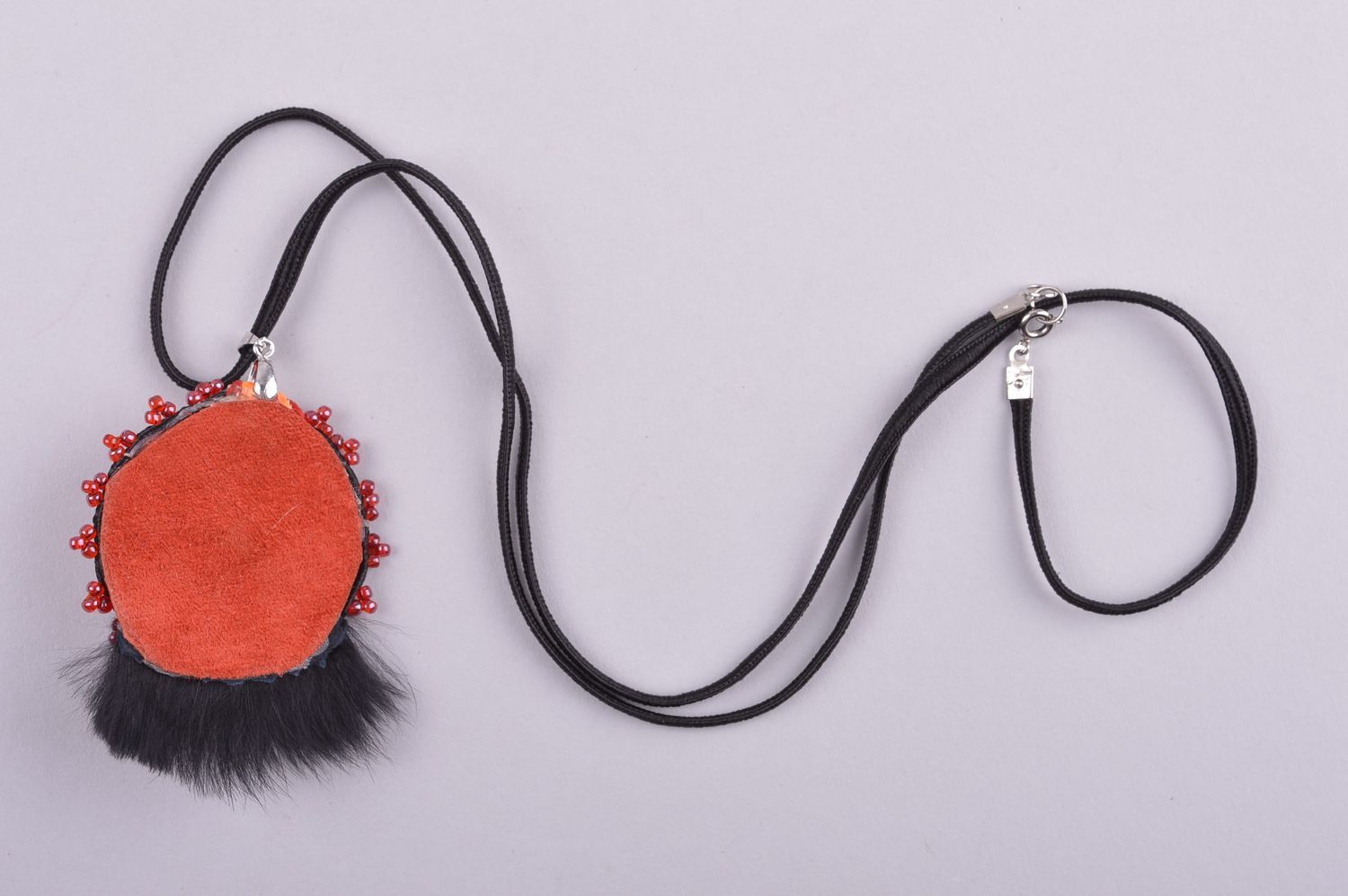 Handmade Damen Collier Soutache Schmuck stilvoll Accessoire für Frauen mit Pelz foto 4