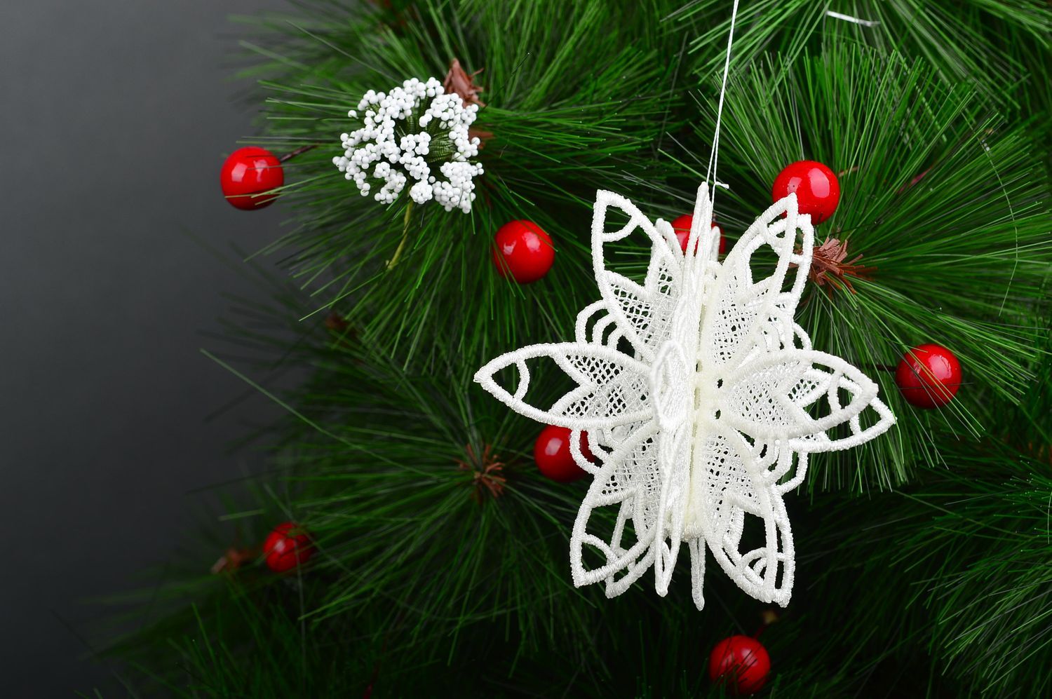 Елочная игрушка ручной работы декоративная подвеска необычный подарок Снежинка фото 1